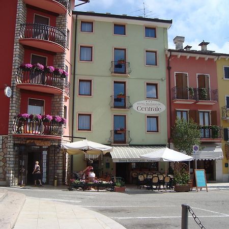 Hotel Ristorante Centrale Rovere Veronese Εξωτερικό φωτογραφία