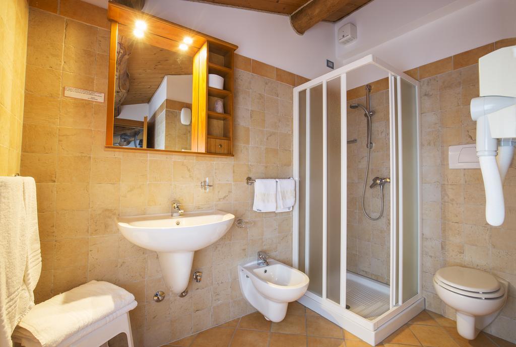 Hotel Ristorante Centrale Rovere Veronese Εξωτερικό φωτογραφία