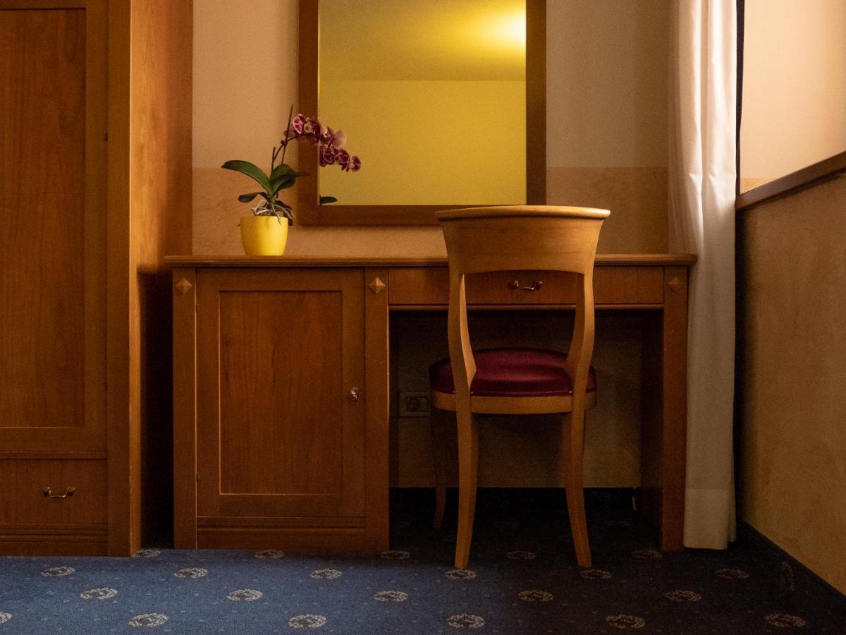 Hotel Ristorante Centrale Rovere Veronese Εξωτερικό φωτογραφία
